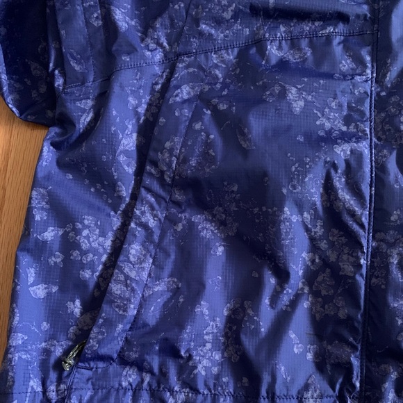 Eddie Bauer Rain Jacket - Picture 4 of 4